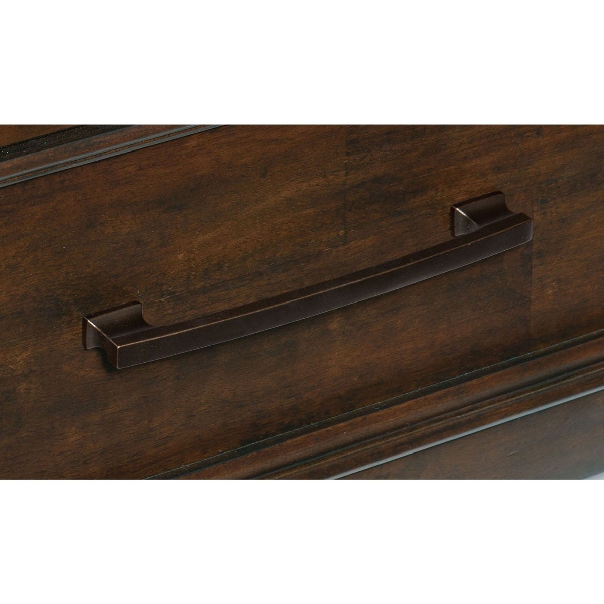 Picture of Logandale Chest