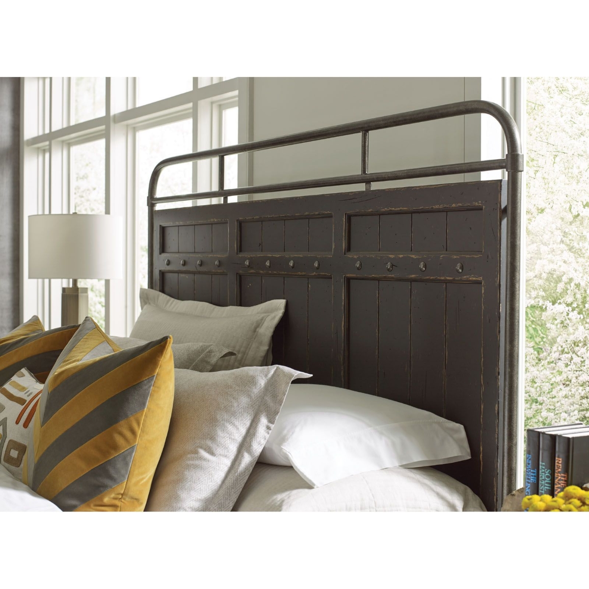 Picture of Folsom King Metal Bed