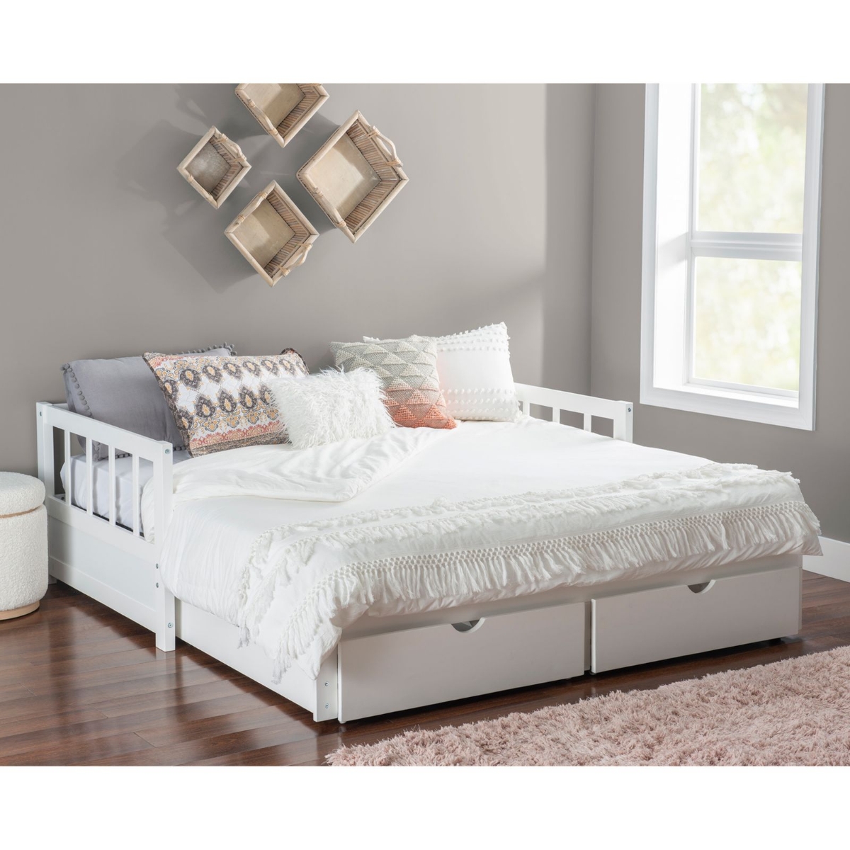 Picture of Hope Convertible Daybed