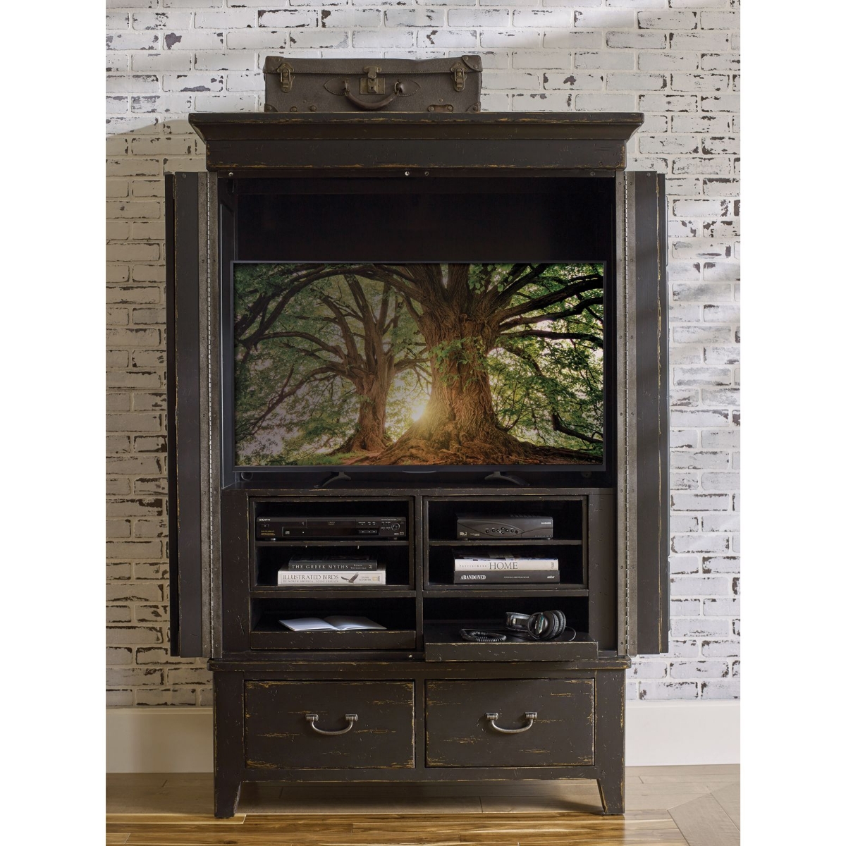 Picture of Simmons Armoire