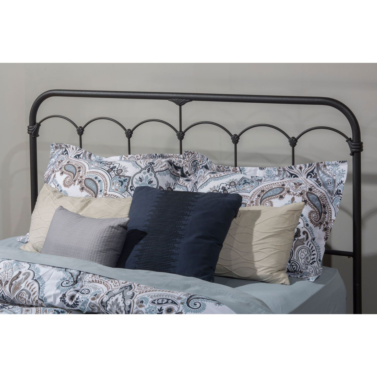 Picture of Jocelyn Queen Metal Bed