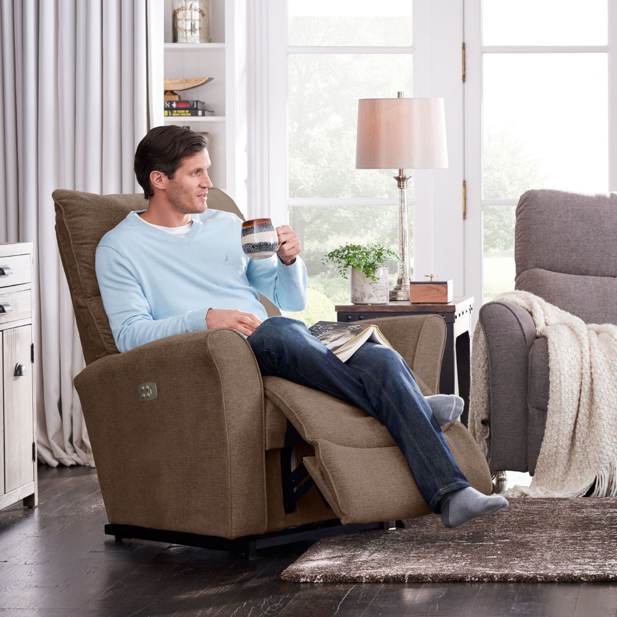 Picture of Rowan Mocha Power Wall Recliner