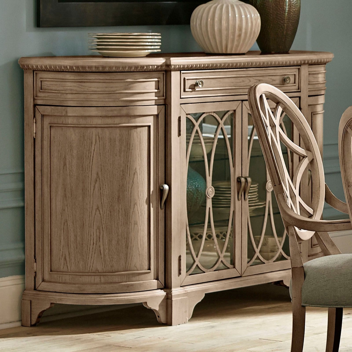 Picture of Ozburn Credenza