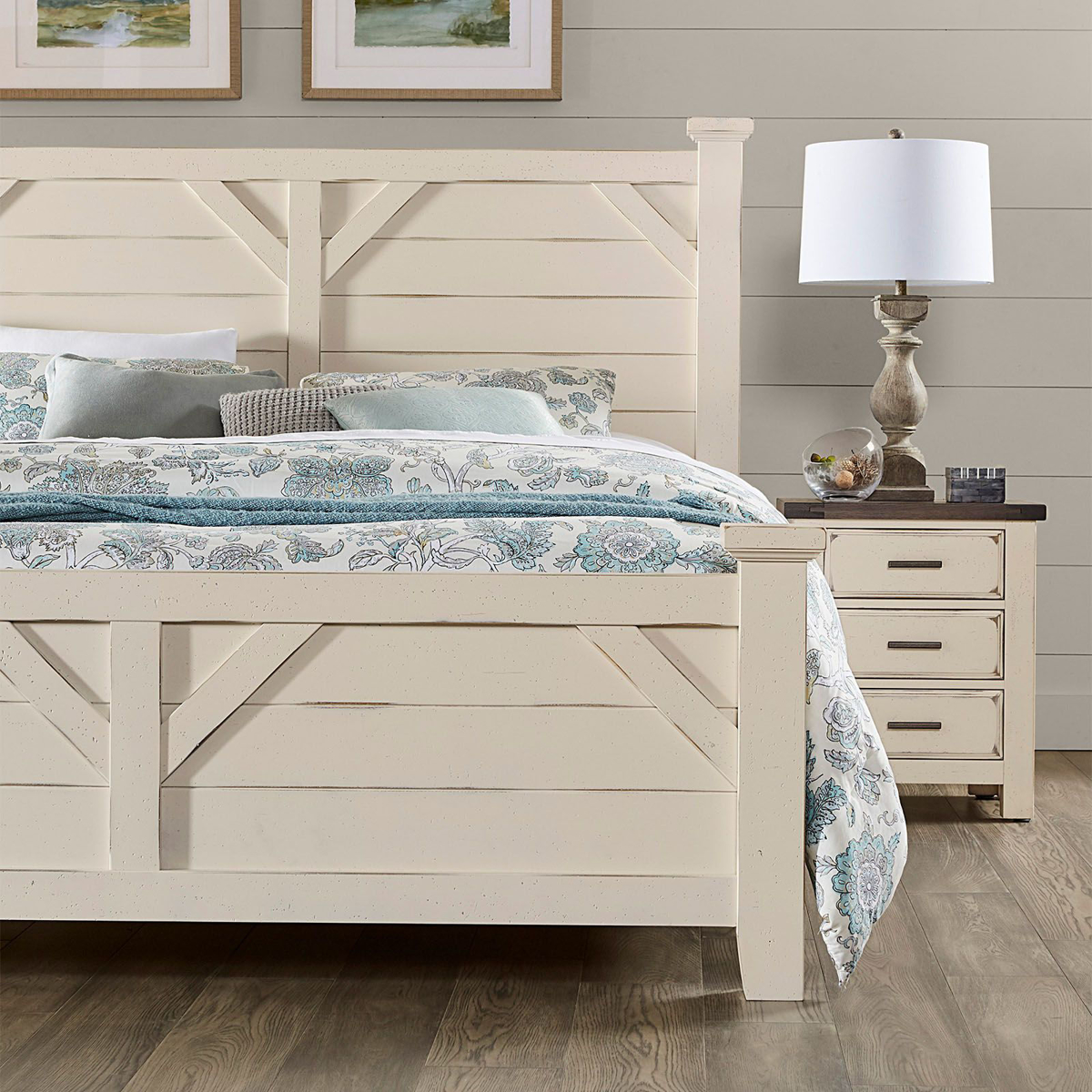 Picture of Chestnut Creek Queen Bed