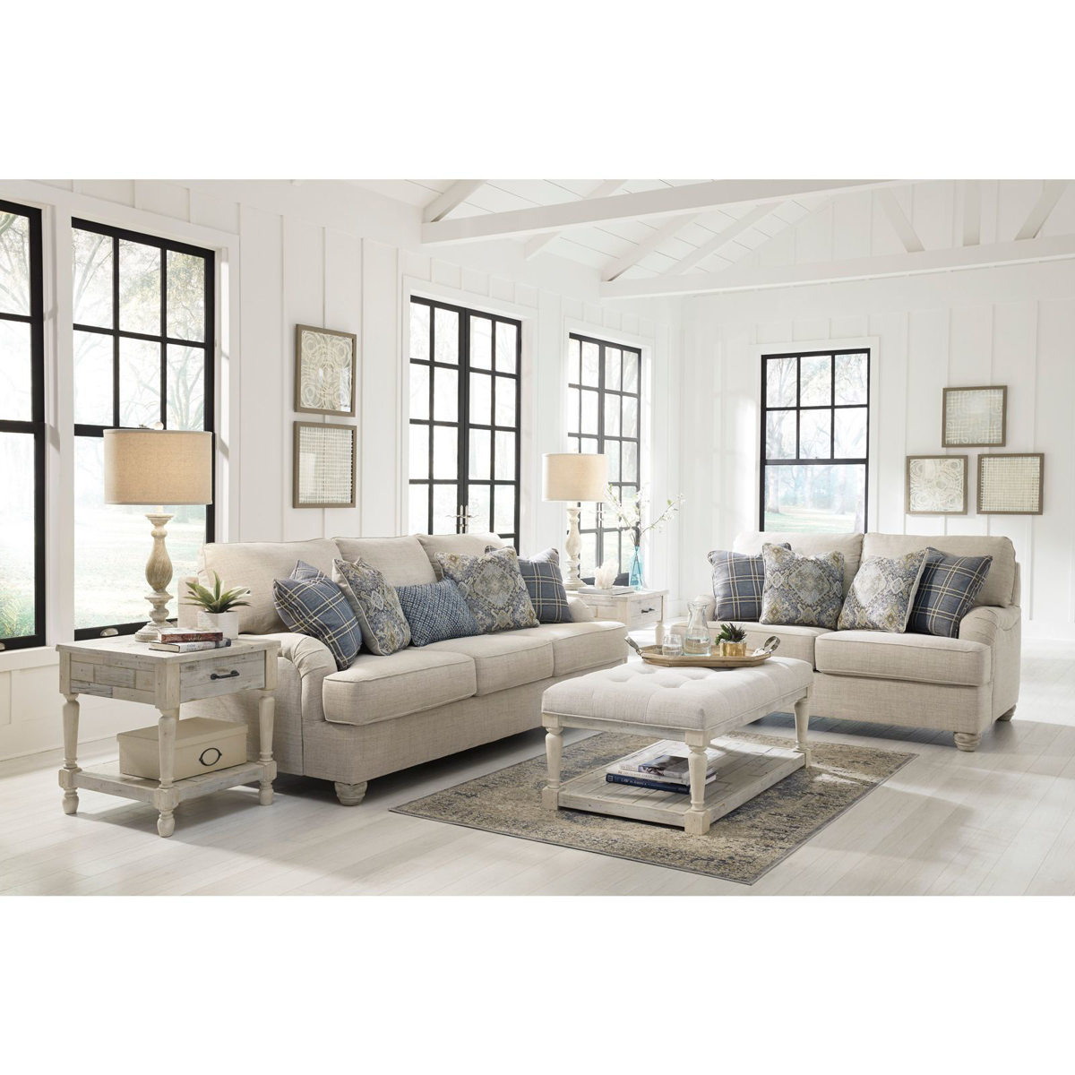 Picture of Traemore Linen Loveseat