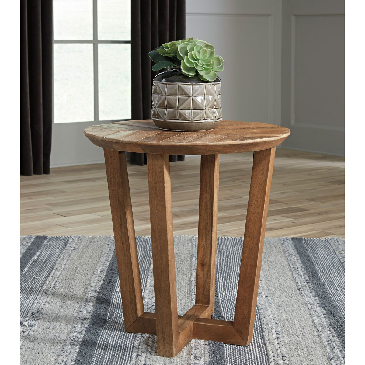 Picture of Kinnshee End Table