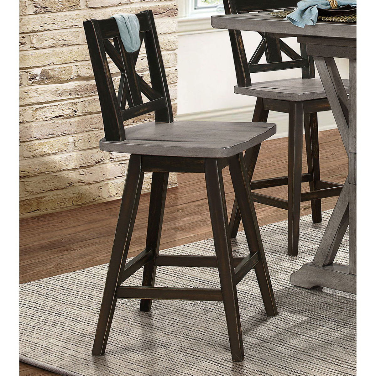 Picture of Amnosia Black Counter Height Chair