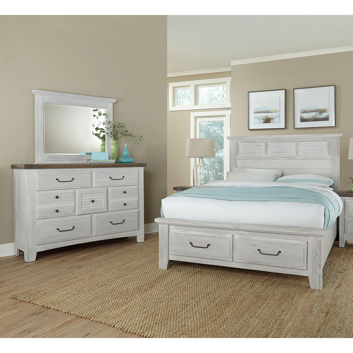 Picture of Sawmill 3-Piece Queen Bedroom Group