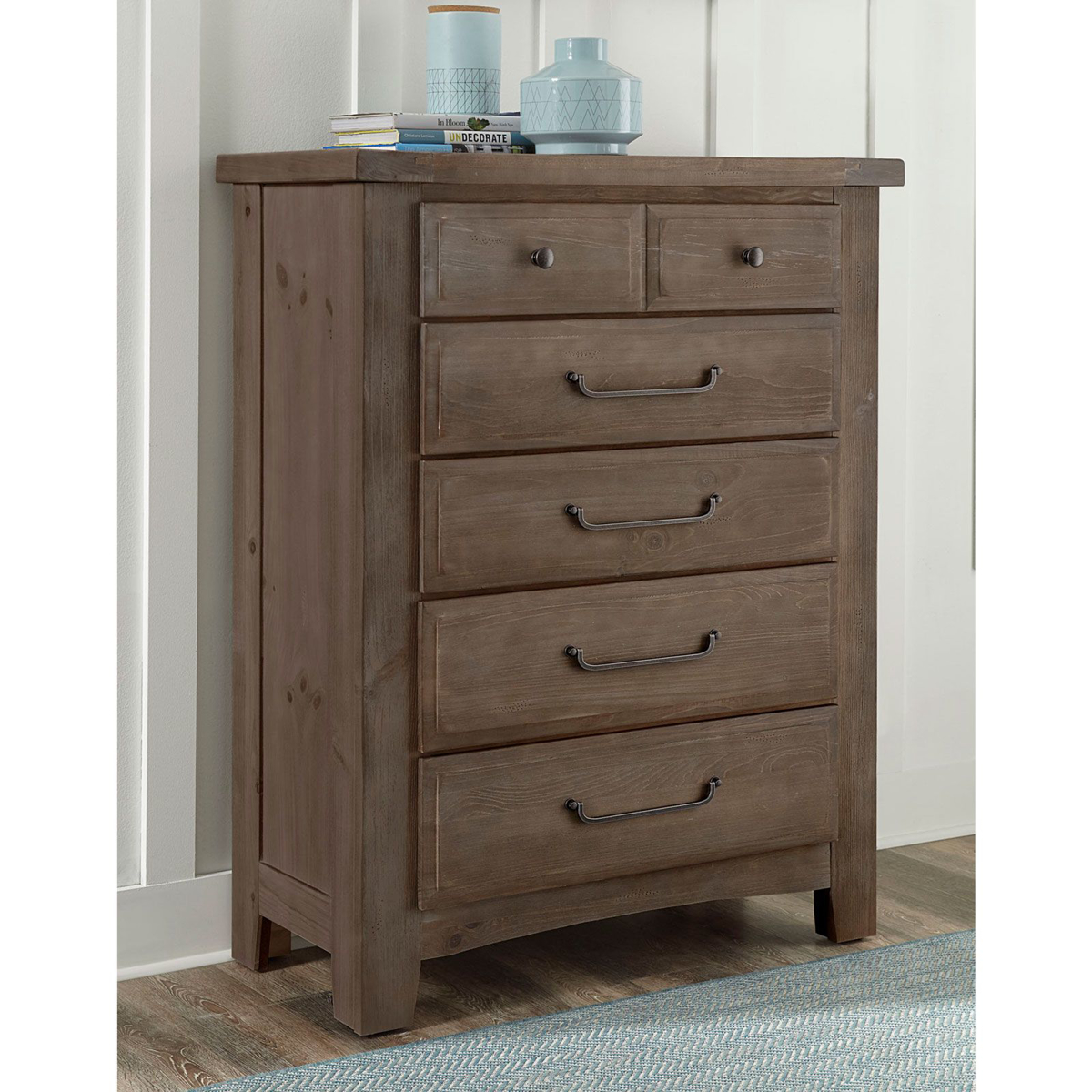 Picture of Sawmill Saddle Gray Chest