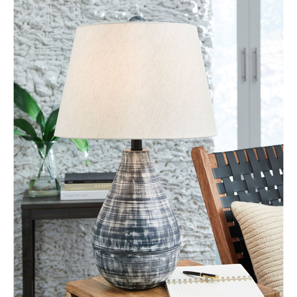 Picture of ERIVELL LAMP *2*