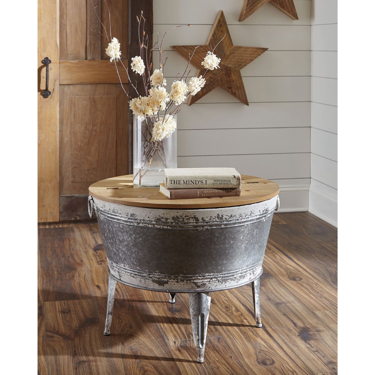 Picture of Shellmond Accent Table