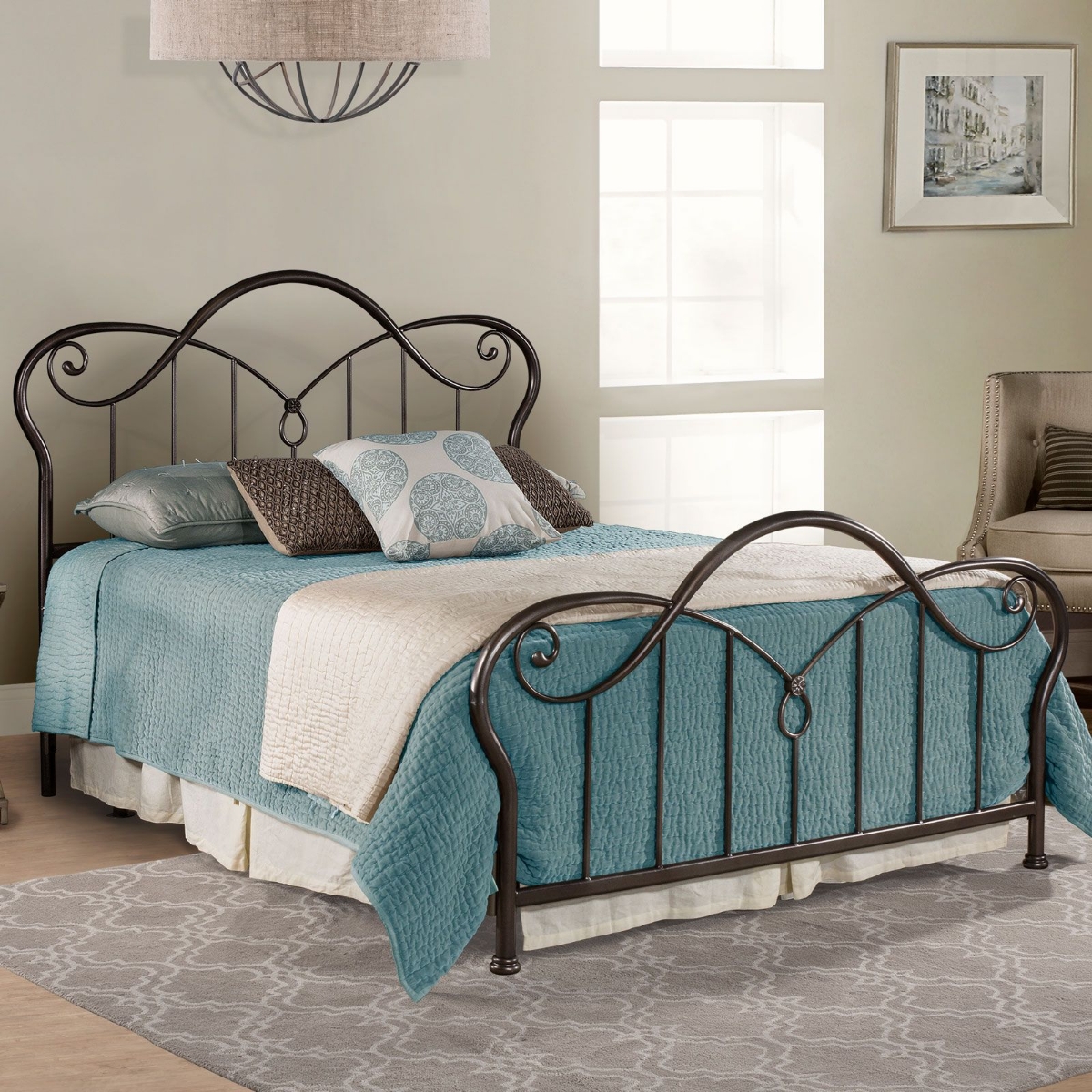 Picture of Casselton Queen Metal Bed